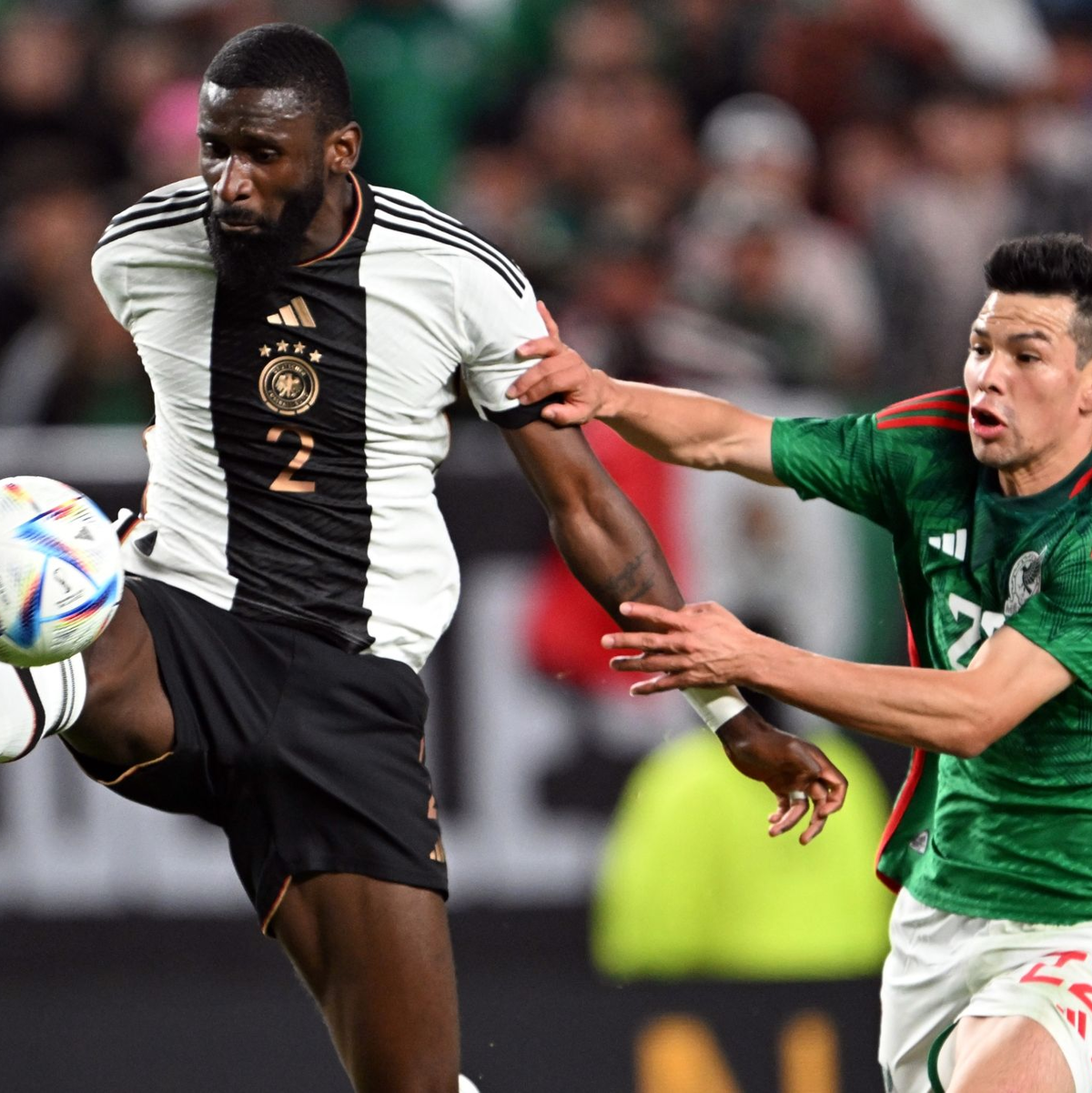 Mexiko und Deutschland trennen sich in Philadelphia 2:2. - Foto: Federico Gambarini/dpa