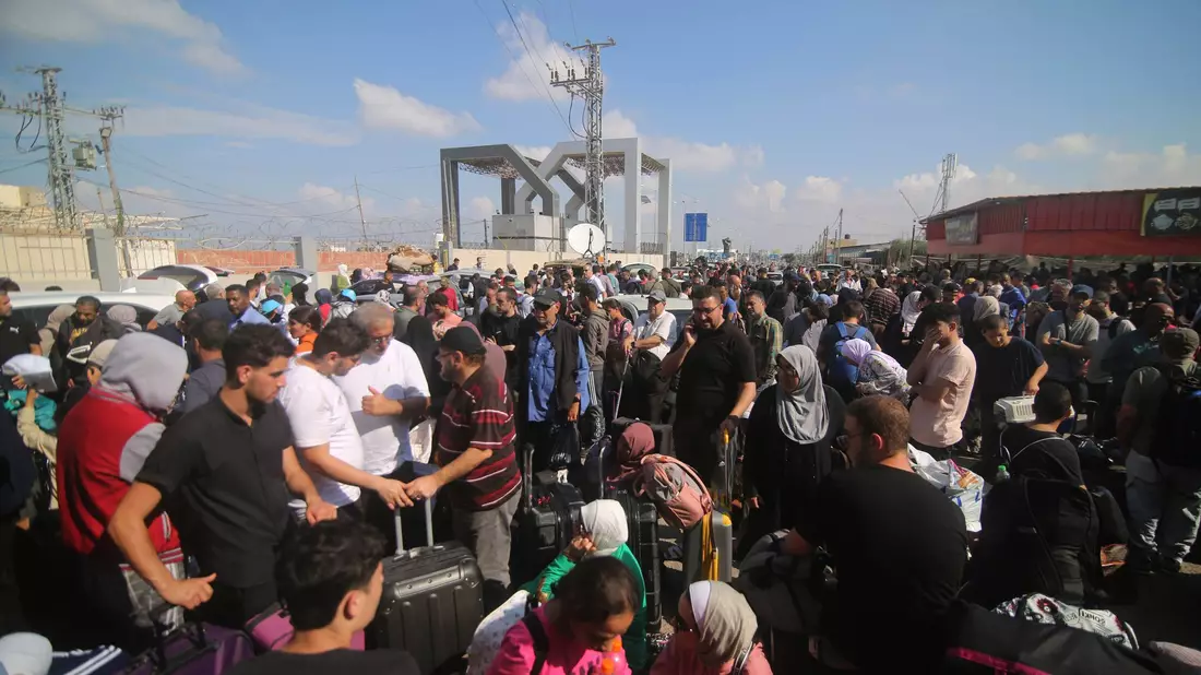 Am Grenzübergang Rafah im südlichen Gazastreifen. - Bild: Khaled Omar/XinHua/dpa