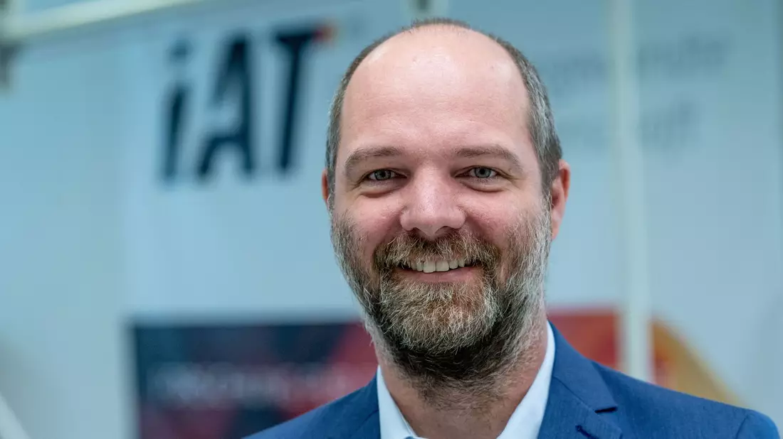 «Wir freuen uns natürlich über dieses positive Zeichen», sagt IAT-Direktor Marc-Oliver Löw. - Bild: Hendrik Schmidt/dpa