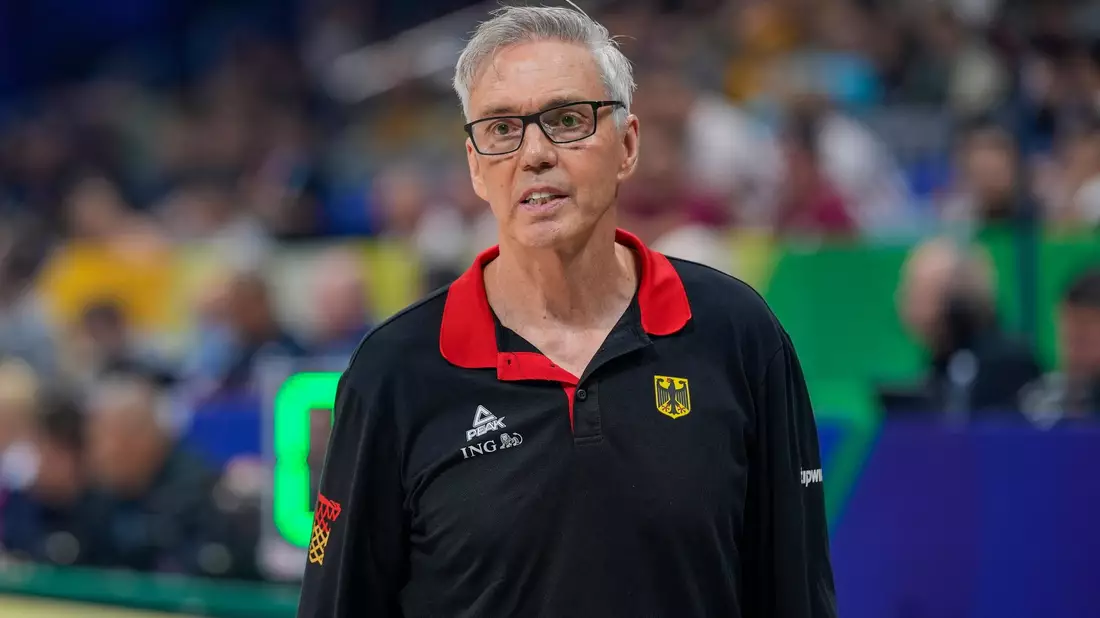 Machte Deutschland zum Basketball-Weltmeister Gordon Herbert. - Bild: Aaron Favila/AP/dpa