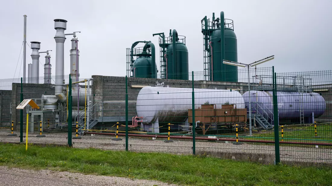 Die GRTgaz-Anlage im französischen Obergailbach ist der Grenzübergangspunkt einer Pipeline von und nach Frankreich. - Bild: Oliver Dietze/dpa