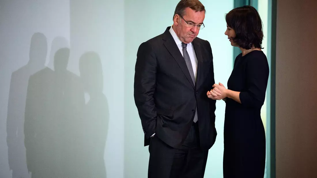 Verteidigungsminister Boris Pistorius und Außenministerin Annalena Baerbock reisen beide unter anderem in den Libanon. - Bild: Bernd von Jutrczenka/dpa