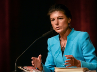 Sahra Wagenknecht will mit der Parteineugründung nach eigenen Angaben Druck machen. - Foto: Heiko Rebsch/dpa