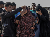 Vor einem erwarteten Militäreinsatz hat Israels Armee mit der Evakuierung der Stadt Rafah begonnen. Ägypten befürchtet viele Binnenflüchtlinge. - Foto: Abed Rahim Khatib/dpa