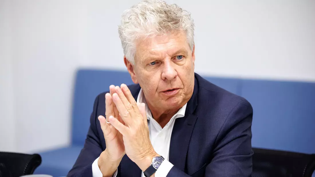 OB Dieter Reiter (SPD) äußert sich über die zunehmende Gewalt bei Jugendlichen. - Bild: Matthias Balk/dpa
