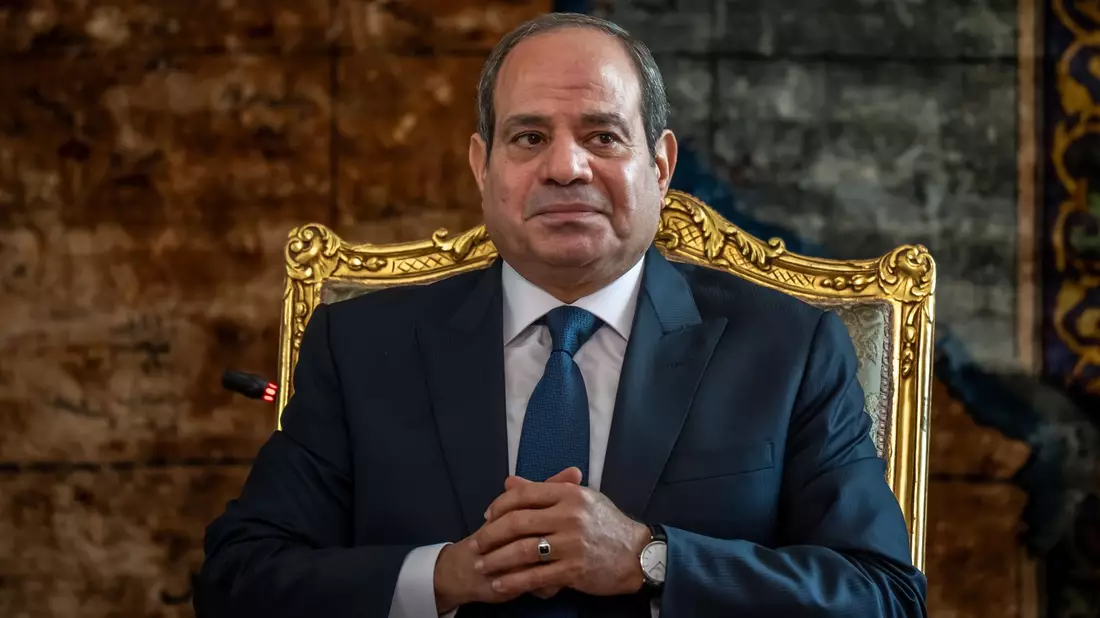 Ägyptens Staatschef Abdel Fattah al-Sisi, aufgenommen während eines Besuchs von Kanzler Scholz in Kario. - Bild: Michael Kappeler/dpa Pool/dpa