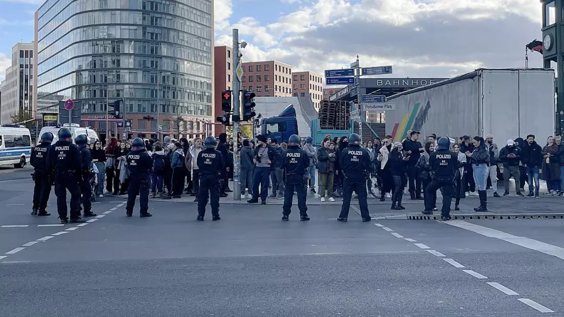 Gegendemo zu Pro-Israel-Demo am 22.10.2023 - Bild: über dts Nachrichtenagentur