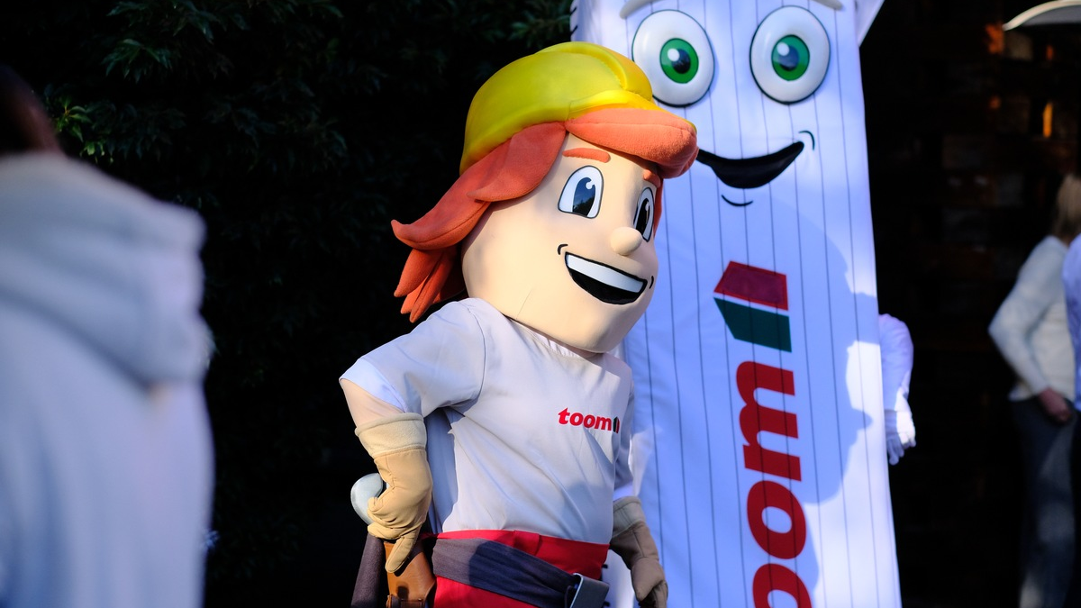 toom feiert Absolvent:innen / Abschluss von 179 Nachwuchskräften gebührend gefeiert - Foto: presseportal.de