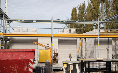 PERI 3D Construction setzt Deutschlands erstes öffentlich gefördertes Mehrfamilienhaus im 3D-Druckverfahren um / Ministerin Scharrenbach besucht die 3D-Druckbaustelle - Foto: presseportal.de
