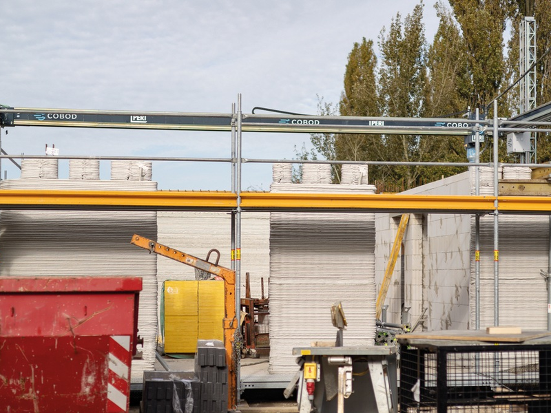 PERI 3D Construction setzt Deutschlands erstes öffentlich gefördertes Mehrfamilienhaus im 3D-Druckverfahren um / Ministerin Scharrenbach besucht die 3D-Druckbaustelle - Foto: presseportal.de