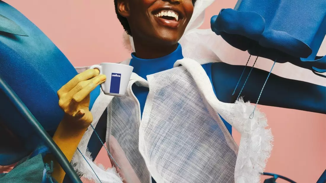 Der Lavazza Kalender 2024 feiert Partnerschaft und Zusammenarbeit mit einer Reise durch die afrikanische Fotografie - Bild: presseportal.de