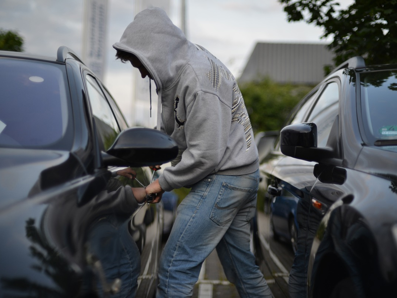 POL-ME: Range Rover Sport entwendet: Polizei bittet um Mithilfe - 2506025 - Foto: presseportal.de