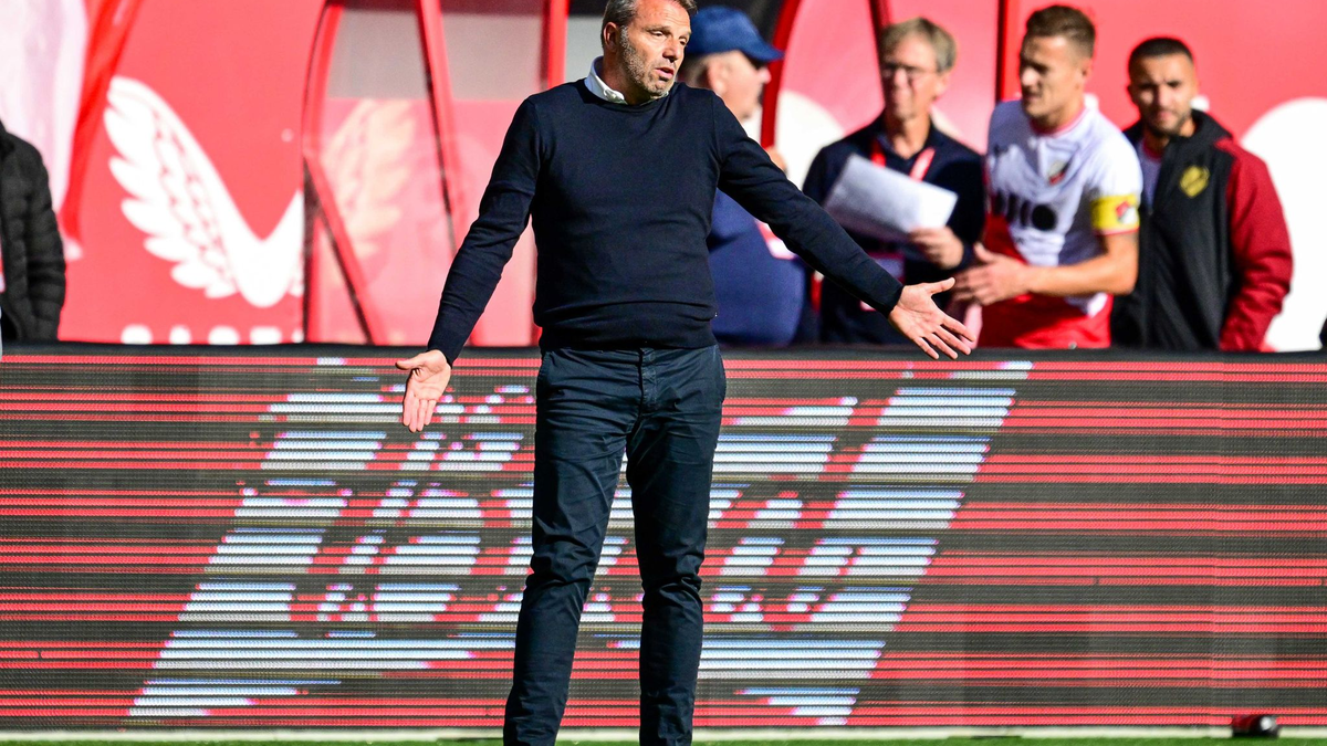 Ist nicht mehr Trainer von Ajax Amsterdam: Maurice Steijn. - Foto: Olaf Kraak/ANP/dpa