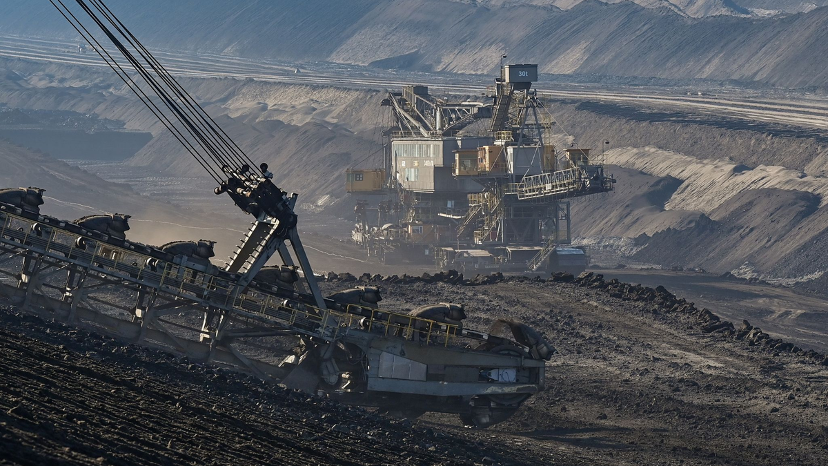 Braunkohletagebau in Brandenburg: Laut der Internationalen Energieagentur ist Kohle der wichtigste Energieträger für die Stromerzeugung. - Foto: Patrick Pleul/dpa