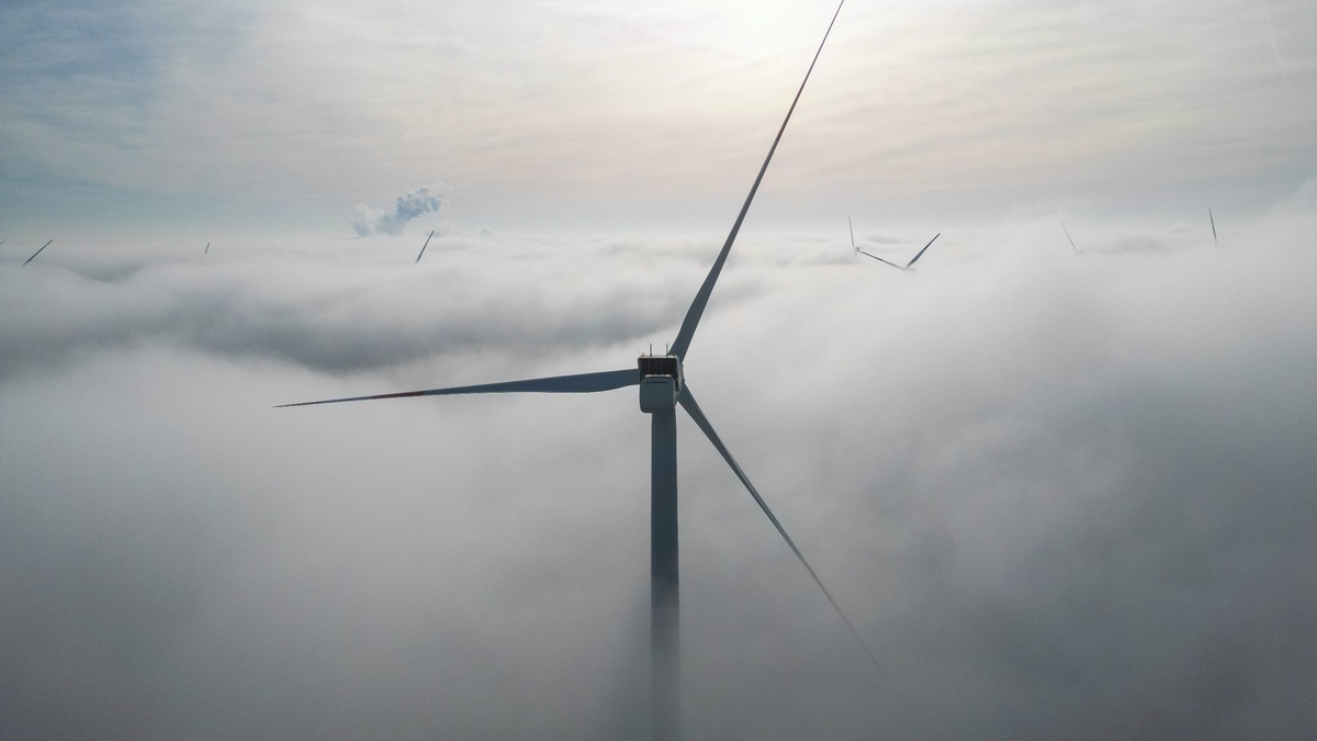 EU-Ziele zum Ausbau erneuerbarer Energien: Bis 2030 müssen deutlich mehr Windräder her. - Foto: Jan Woitas/dpa