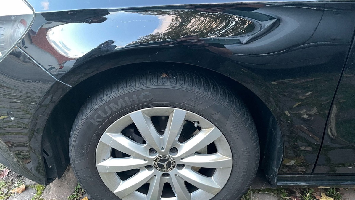 POL-PPWP: Reifen zerstochen und Lack zerkratzt - Foto: presseportal.de