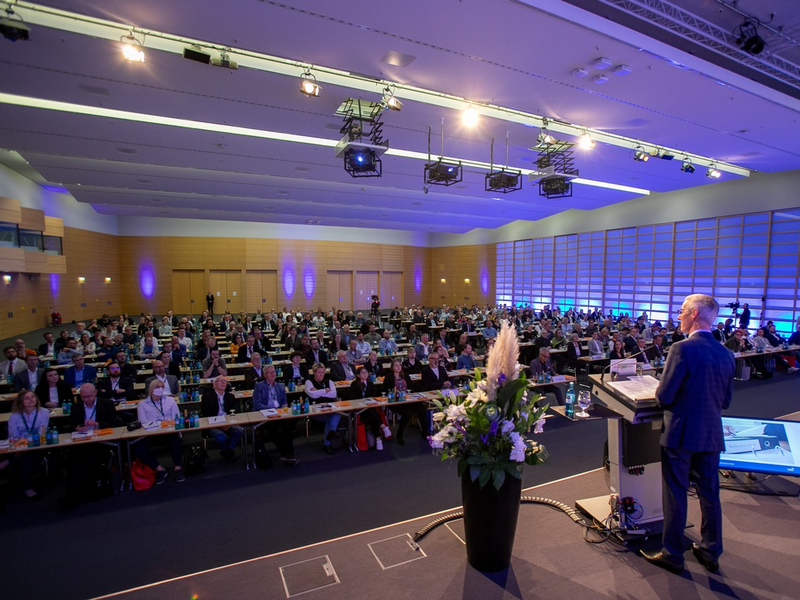 Mitgliederversammlung der Bundesinnung der Hörakustiker in Nürnberg: Hörakustiker begegnen Herausforderungen - Foto: presseportal.de