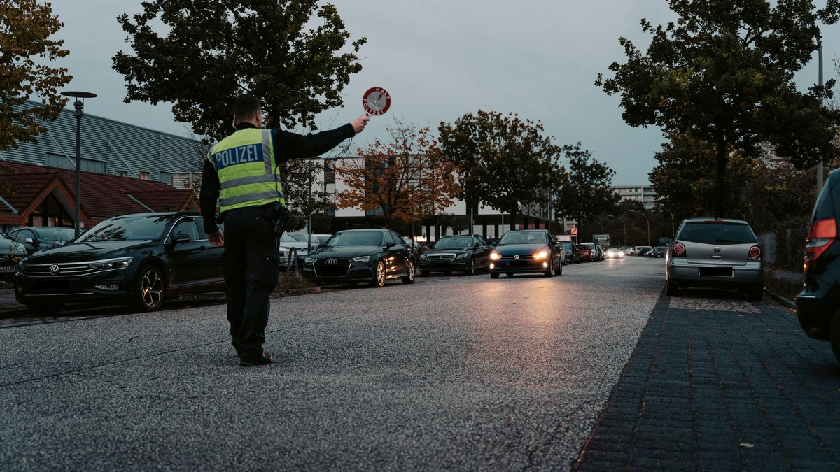 POL-Bremerhaven: Licht-Test-Aktion 2023 - Polizei führt Beleuchtungskontrollen für mehr Sicherheit im Straßenverkehr durch - Foto: presseportal.de