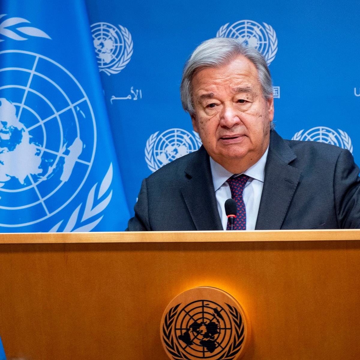 António Guterres, Generalsekretär der Vereinten Nationen, spricht während einer Pressekonferenz im Hauptquartier der Vereinten Nationen über die Lage in Israel nach dem Angriff der Hamas. - Foto: Craig Ruttle/AP/dpa