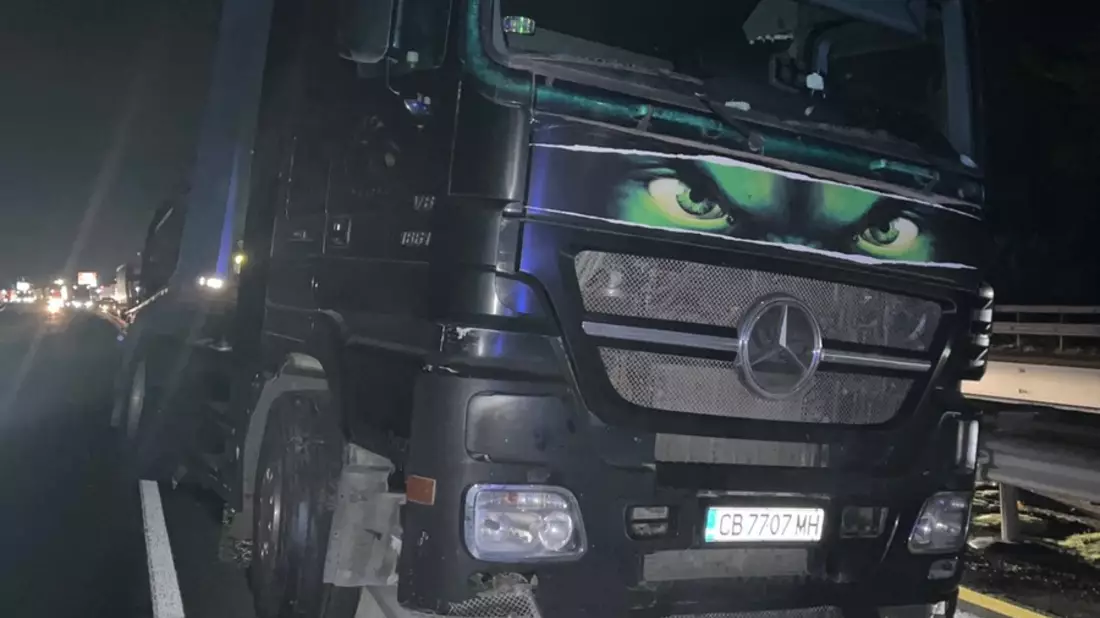 POL-VDKO: LKW Unfall im Baustellenbereich verursacht erhebliche Verkehrsstörungen - Bild: presseportal.de
