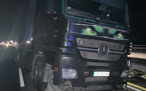 POL-VDKO: LKW Unfall im Baustellenbereich verursacht erhebliche Verkehrsstörungen - Foto: presseportal.de