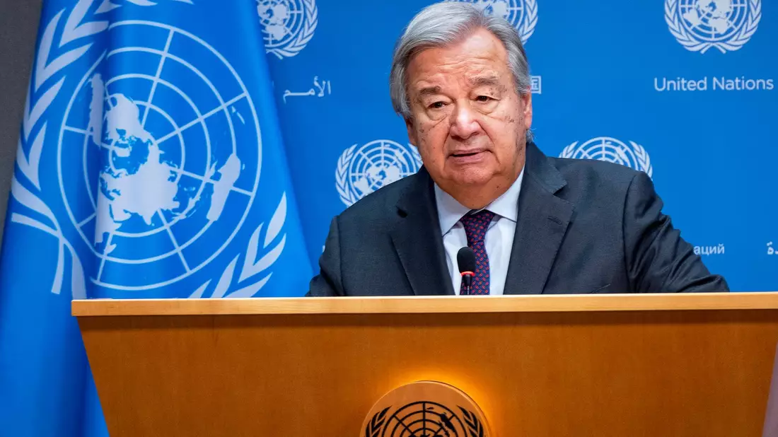 UN-Generalsekretär António Guterres hat seine Forderung nach einer sofortigen humanitären Feuerpause im Gazastreifen erneuert. - Bild: Craig Ruttle/AP/dpa