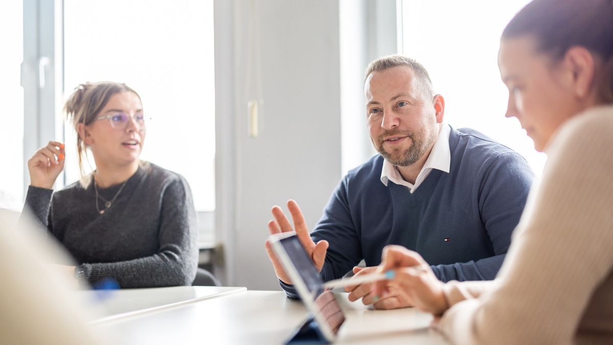 Firmenwagen ohne 1 % oder Fahrtenbuch fahren: Wie Genossenschaften das möglich machen - Foto: presseportal.de