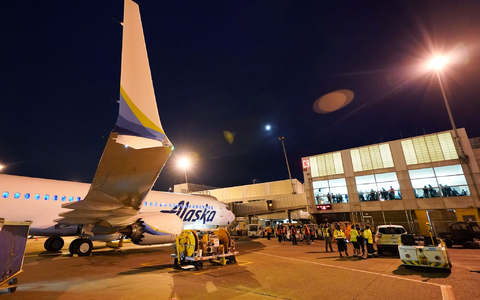 Alaska Airlines prĂŒft nach einem Zwischenfall mit einem Fenster alle Maschinen des Typs Boeing 737-9 Max. (Archivbild) - Foto: Ted S. Warren/AP/dpa Alaska Airlines prĂŒft nach einem Zwischenfall mit einem Fenster alle Maschinen des Typs Boeing 737-9 Max. (Archivbild) - Foto: Ted S. Warren/AP/dpa
