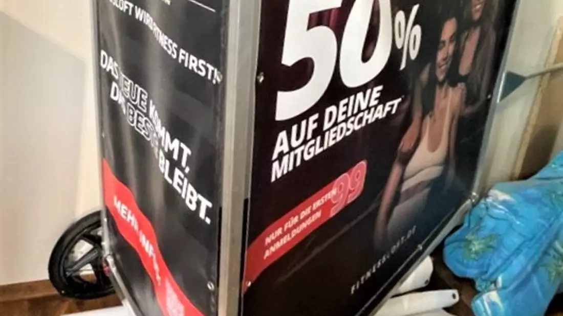 LPI-NDH: Zeugenaufruf: Fahrradanhänger gestohlen - Wer kann Hinweise geben? - Bild: presseportal.de