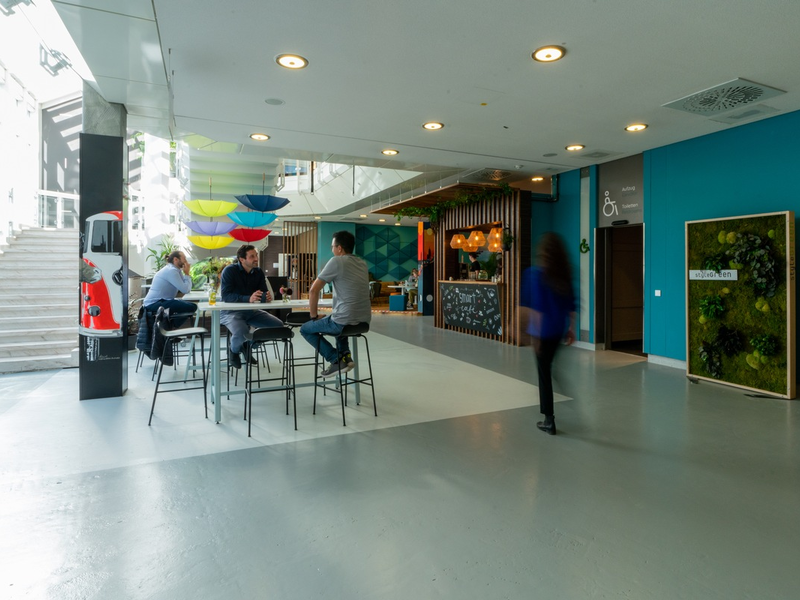 Erlebe den Wandel: Die positiven Auswirkungen von New Work auf Deine Karriere - Foto: presseportal.de