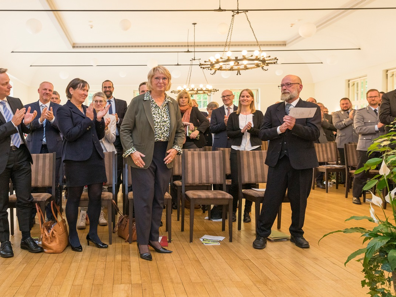 Führungswechsel beim Bundeswehr-Dienstleistungszentrum Wunstorf - Foto: presseportal.de