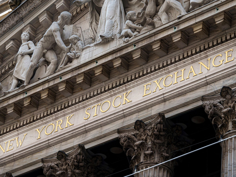 Quartalsberichte der Tech-Giganten trüben die Stimmung an der New Yorker Börse. - Foto: J. David Ake/AP/dpa