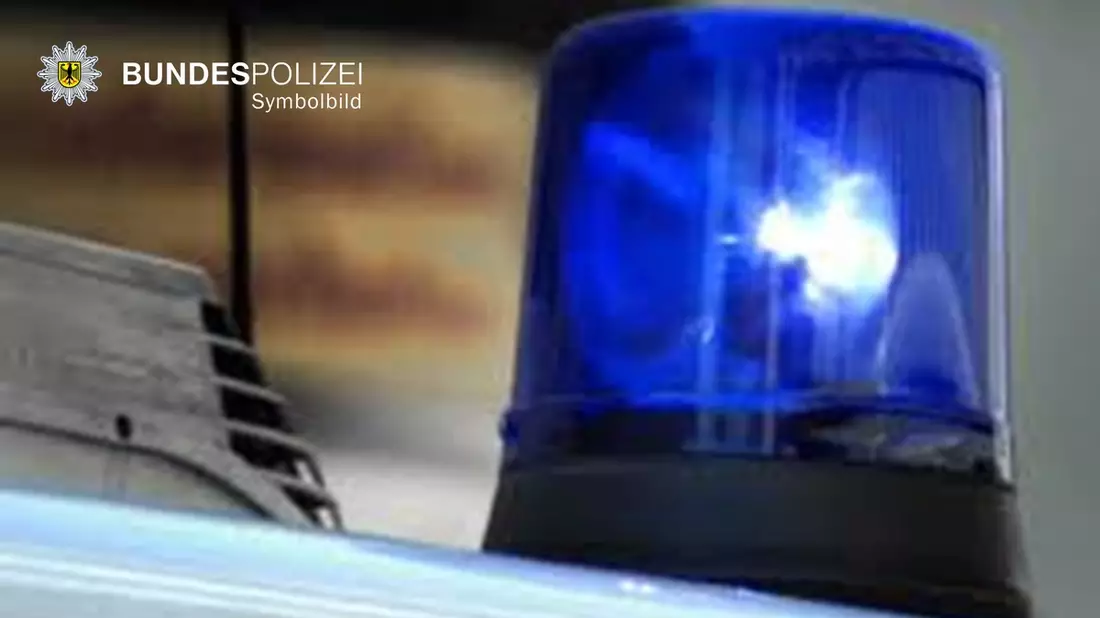 Bundespolizeidirektion München: Meldung über Person mit Messer / Seniorin löst Polizeieinsatz aus - Bild: presseportal.de