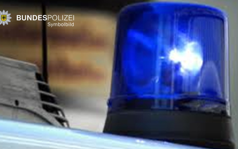 Bundespolizeidirektion München: Meldung über Person mit Messer / Seniorin löst Polizeieinsatz aus - Foto: presseportal.de