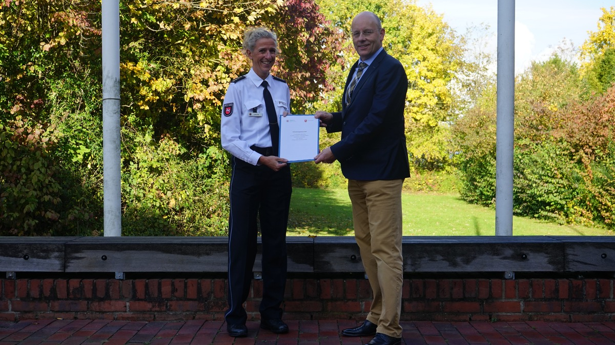 POL-LG: Gemeinsame Pressemitteilung der Polizeiinspektion Lüneburg/Lüchow-Dannenberg/Uelzen und dem Finanzamt Lüneburg - Sicherheitspartnerschaft unterzeichnet - Foto: presseportal.de