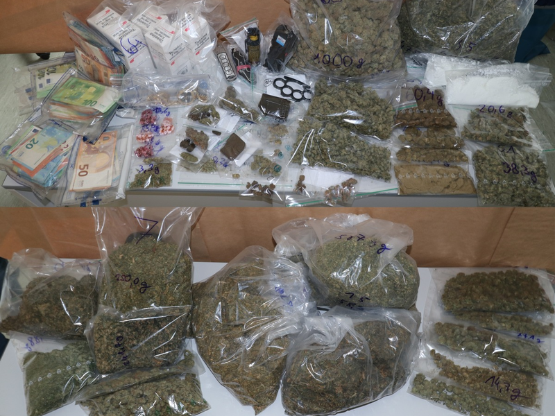 POL-DA: Bensheim/Bürstadt/Einhausen: Polizei beschlagnahmt mehrere Kilogramm Drogen, Handys und Bargeld / Neun Tatverdächtige vorläufig festgenommen - Foto: presseportal.de