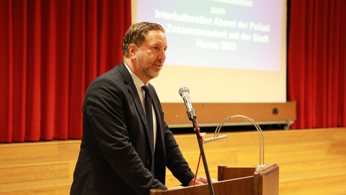 POL-OF: Interkultureller Abend des Polizeipräsidiums Südosthessen und der Stadt Hanau - Foto: presseportal.de