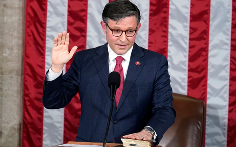 Mike Johnson ist der Vorsitzende des US-Repräsentantenhauses. - Foto: Alex Brandon/AP/dpa