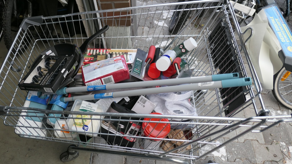 POL-PB: Vollgepackter Einkaufswagen aufgefunden - Polizei ermittelt wegen Diebstahls - Foto: presseportal.de
