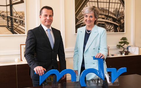 Amtswechsel im MDR in wenigen Tagen: Intendantin Karola Wille übergibt zum 1. November an Ralf Ludwig - Foto: presseportal.de Amtswechsel im MDR in wenigen Tagen: Intendantin Karola Wille übergibt zum 1. November an Ralf Ludwig - Foto: presseportal.de