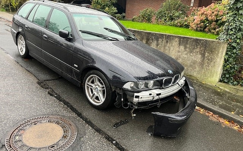 POL-KLE: Kleve- Unfallflucht- Geparkter 5er BMW beschädigt - Foto: presseportal.de