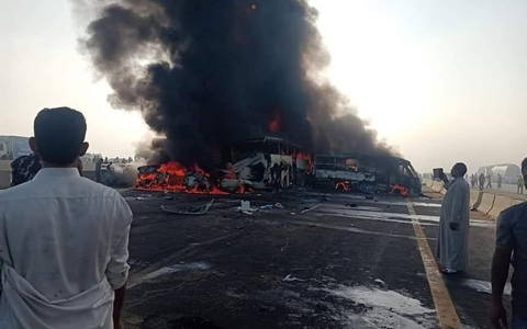 Bei einem Zusammenstoß mehrerer Fahrzeuge auf einer Schnellstraße in Ägypten sind mindestens 32 Menschen ums Leben gekommen. - Foto: ---/XinHua/dpa