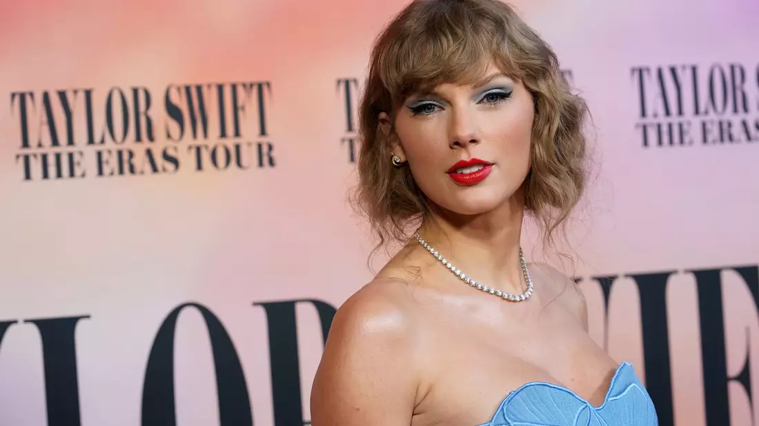 Taylor Swift kommt zur Weltpremiere des Films Taylor Swift: The Eras Tour. - Bild: Chris Pizzello/Invision/AP/dpa