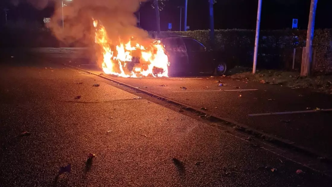 POL-WOB: Polizei sucht Zeugen - Audi A 6 in Brand gesetzt - Bild: presseportal.de