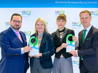 Klarer Kompass für Klimaschutz / Deutscher Umweltpreis der DBU wird heute in Lübeck verliehen - Foto: presseportal.de