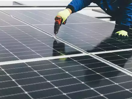 LONGi und Samicon Services: Ein leistungsstarkes Duo für solare Innovationen in der MEWA-Region - Foto: presseportal.de