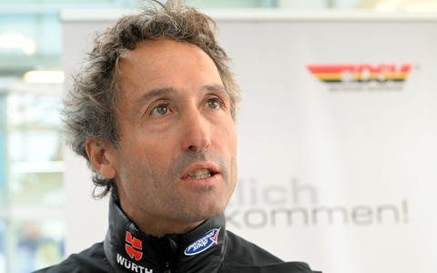 Langlauf-Teamchef Peter Schlickenrieder ist sauer auf den Ski-Weltverband. - Foto: Jens Niering/dpa