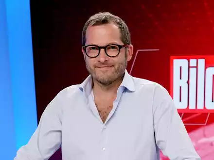 Die Staatsanwaltschaft stellt die Ermittlungen gegen Ex-«Bild»-Chef Julian Reichelt ein. - Foto: Jörg Carstensen/dpa
