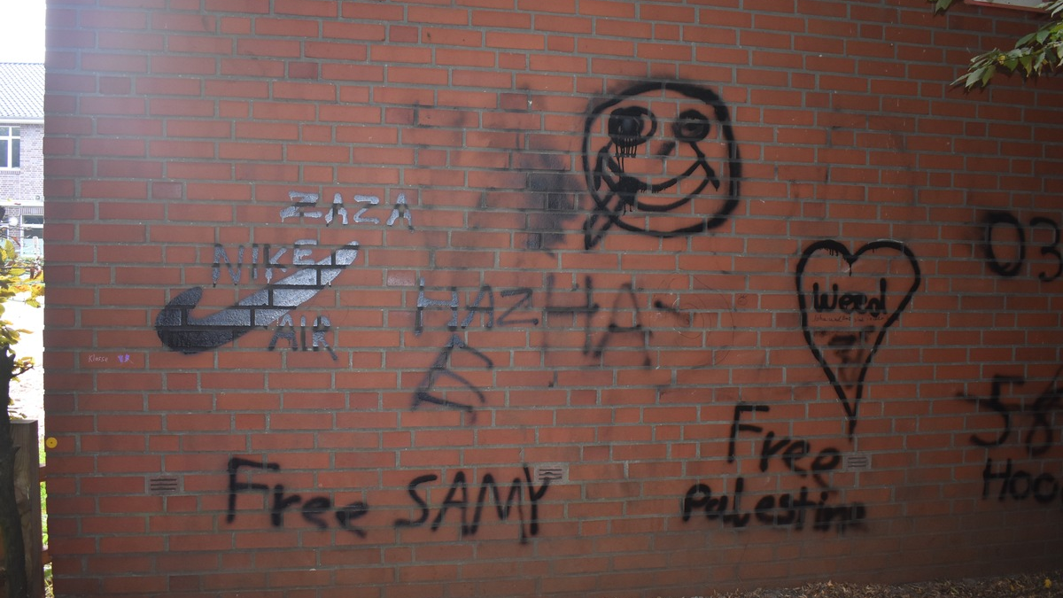 POL-EL: Haren - Schulgebäude mit 