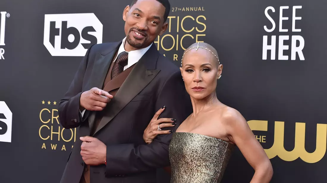 Will Smith und Jada Pinkett Smith führen eine ungewöhnliche Ehe. - Bild: Jordan Strauss/Invision/AP/dpa